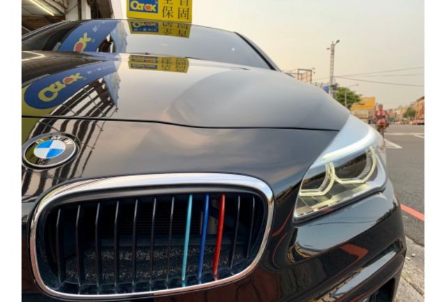 BMW 218dAT  第6張相片