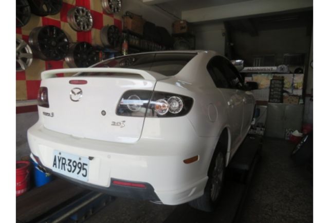 Mazda MAZDA3  第2張相片