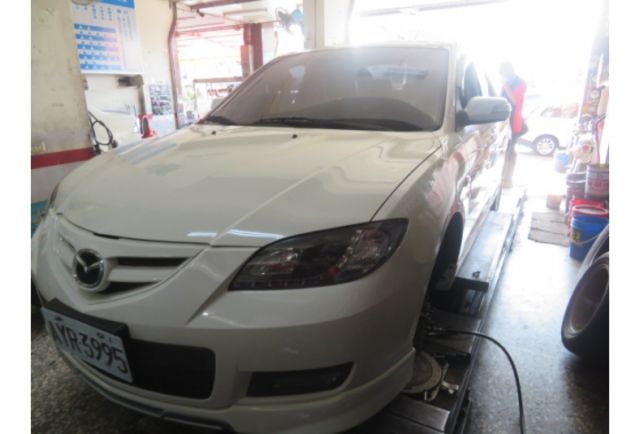 Mazda MAZDA3  第4張相片