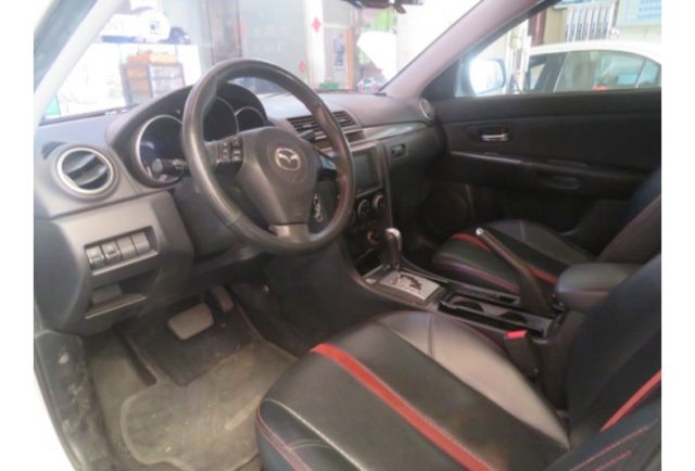 Mazda MAZDA3  第6張相片
