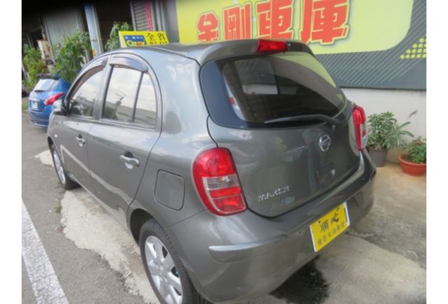 Nissan MARCH  第3張相片