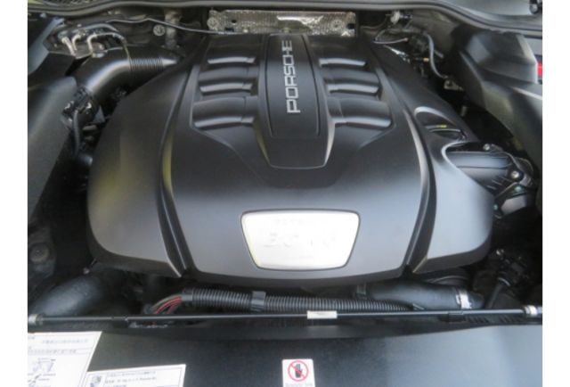 Porsche Cayenne Diesel  第2張相片