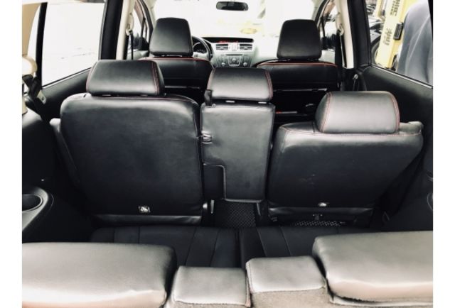 Mazda MAZDA5  第10張相片