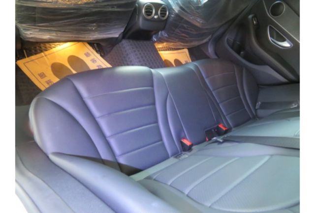 Benz C200  第9張相片