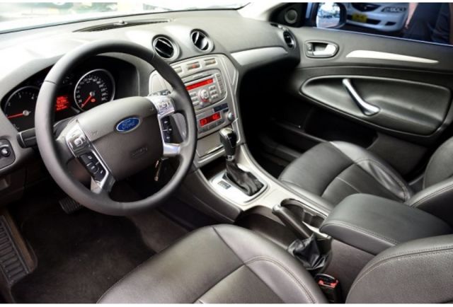 Ford MONDEO  第6張相片