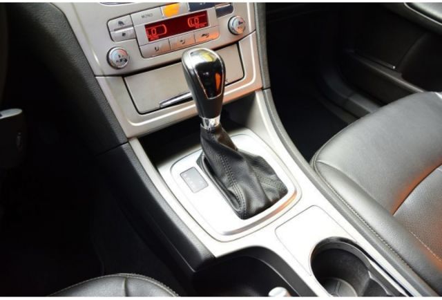 Ford MONDEO  第7張相片
