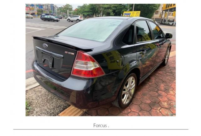 Ford FOCUS  第8張相片