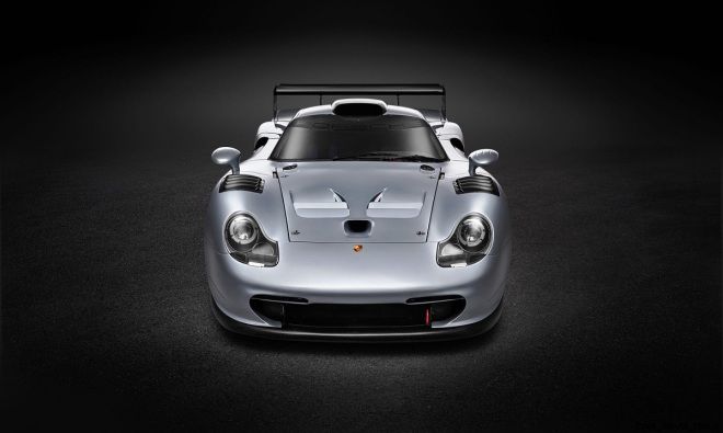 得標價格新台幣1.2億元 Porsche 911 GT1拍賣準備