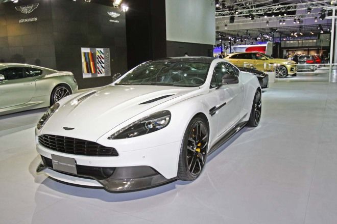 007新坐駕Aston Martin Vanquish Carbon Edition