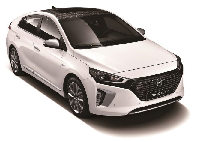 Hyundai Ioniq Hybrid實車亮相