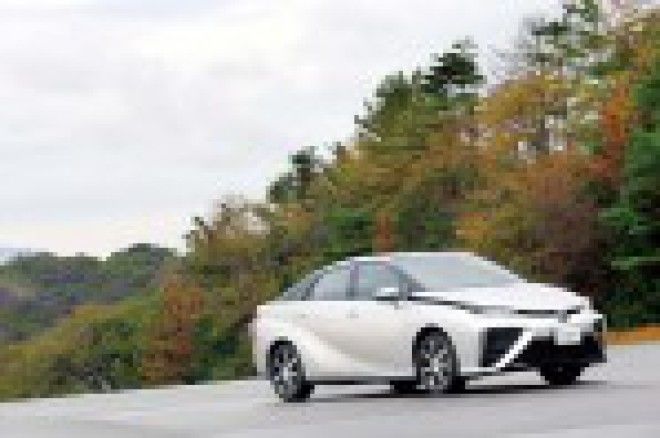 海外試駕氫動力 Toyota Mirai