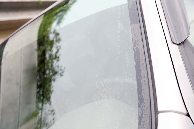 Diy愛車美容術 車窗玻璃的清理與整備 攸關行車安全 Findcar 找車網