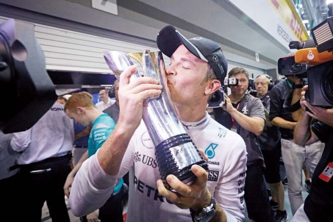 2016全球車壇大事記(21-6)震驚、震驚、再震驚！新科F1冠軍Nico Rosberg宣佈退休
