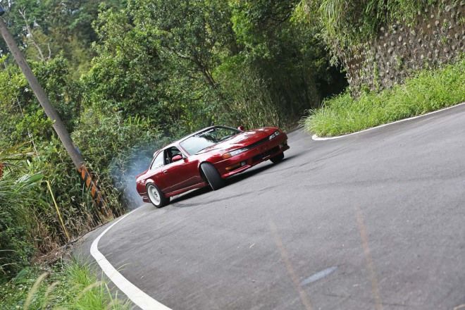純機械式後輪驅動Nissan Silvia S14