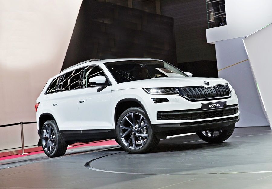 Velké SUV Škoda Kodiaq bylo 29. září představeno na meznárodního autosalonu v Paříži. --- New large SUV Skoda Kodiaq was presented during the International Paris Motor Show, on Thursday, Sept. 29th, 2016. (CTK Photo/Rene Fluger)