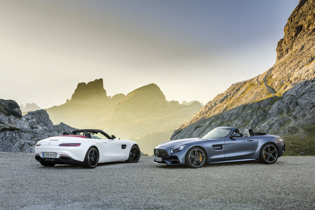 AMG GT Roadster und AMG GT C Roadster (R 190), 2016 ;Kraftstoffverbrauch kombiniert: 11,4 - 9,4 l/100 km, CO2-Emissionen kombiniert: 259-219 g/km AMG GT Roadster and AMG GT C Roadster (R 190), 2016; fuel consumption, combined: 11.4-9.4 l/100 km; combined CO2 emissions: 259-219 g/km