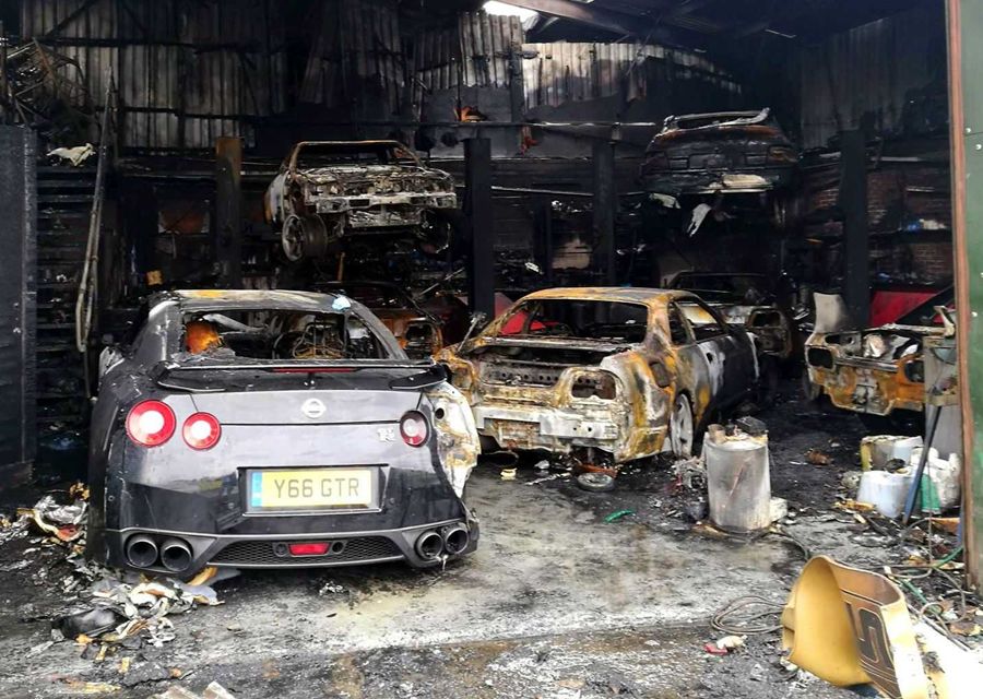 哭泣的GT-R！英國一間改裝廠失火毀掉多輛經典名車！