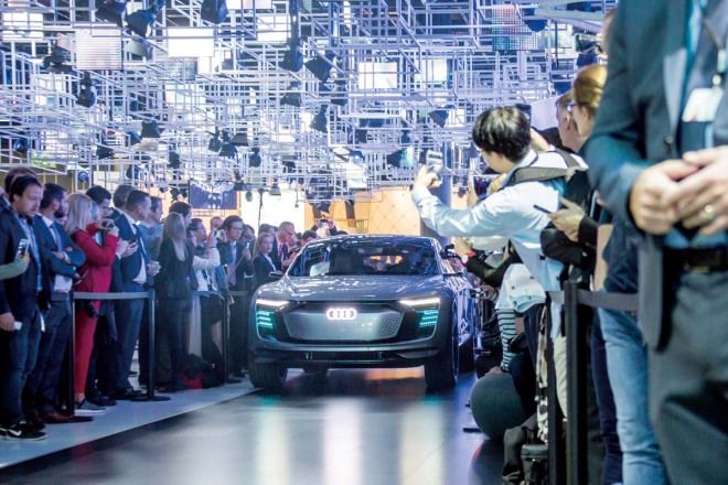 具備Level 4自動駕駛，高速公路已經應付自如，Audi Elaine Concept