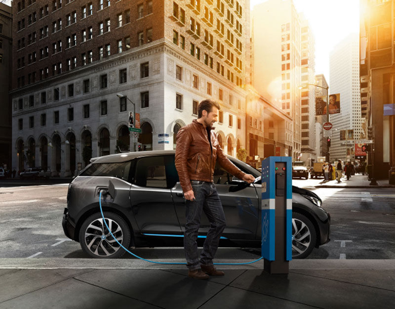 BMW汎德拓展全台充電站 正2017年式BMW i3新增配備與售價公佈