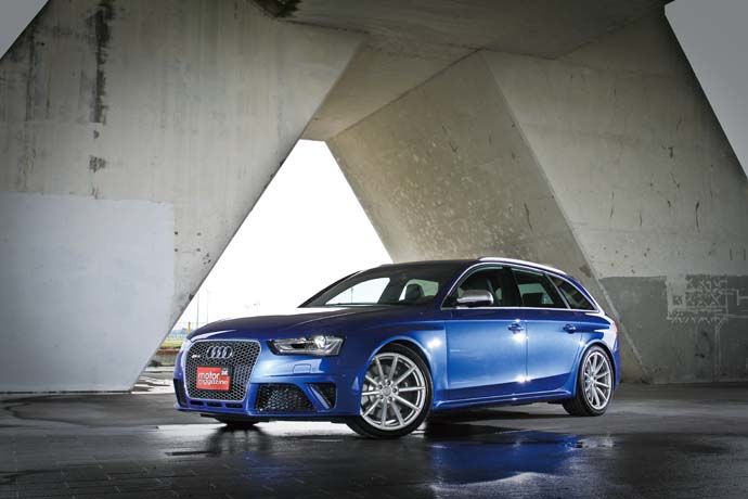 Audi RS4 Avant 旅行也能很有速度