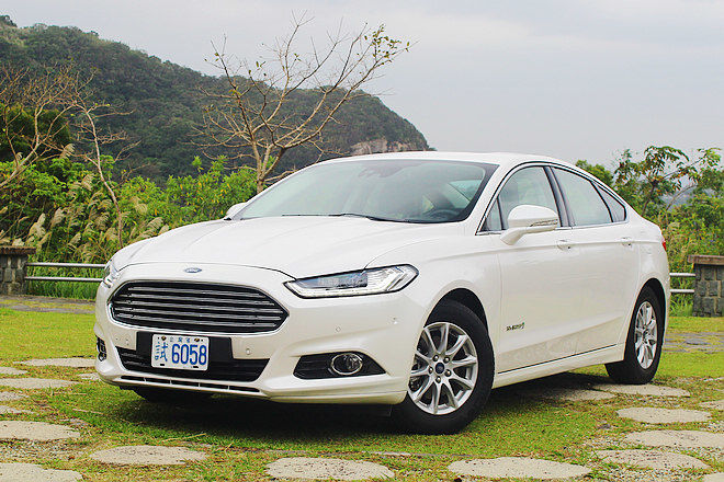 藍橢圓油電動力科技新紀元、Ford Mondeo Advanced Hybrid試駕