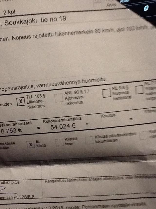 這怎麼算的？在芬蘭超速要罰5.4萬歐元、合新台幣超過180萬元！