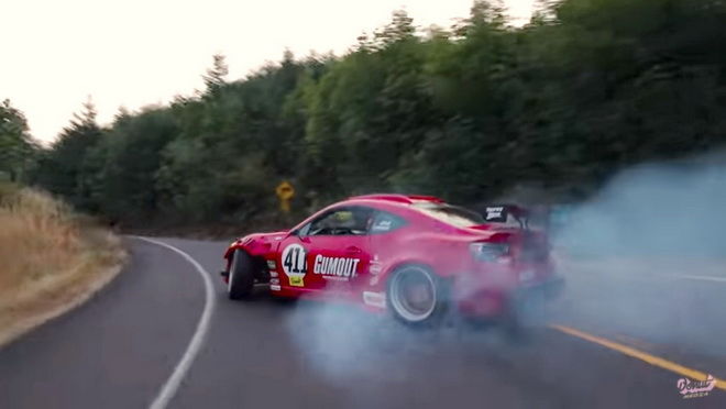 Ferrari Power GT4586拍攝影片親山壁 野戰維修再出發
