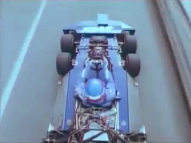 看Tyrrell P34這輛經典F1賽車馳騁摩納哥賽道吧