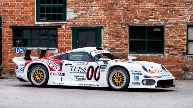 能合法上路的純種工廠賽車，Porsche 911 GT1 Le Mans賽車道路使用版