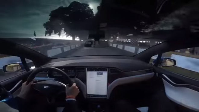 [影片]安靜的速度感　Tesla Model X奔馳英國Goodwood爬山賽車內視角