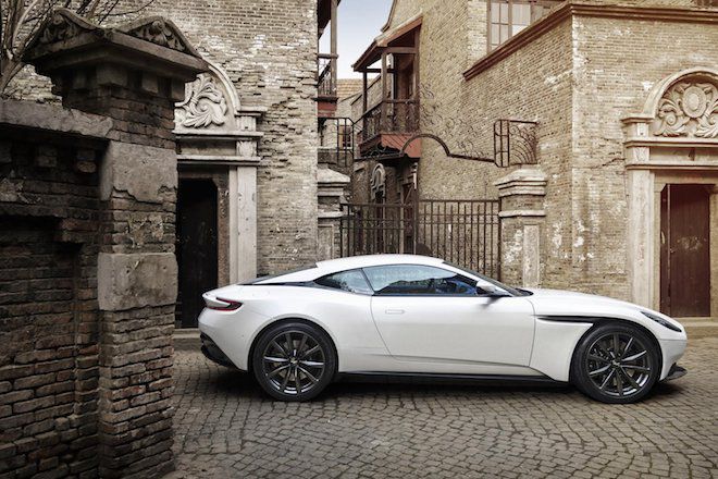 儘管核心動力為AMG所提供，Aston Martin還是打造了屬於自己的狂暴聲浪！