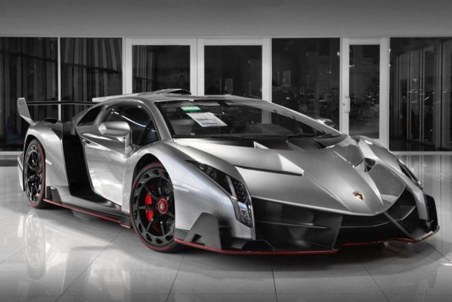 只要拿得出將近$3億台幣的金錢，你就能坐擁這輛全新的Lamborghini Veneno