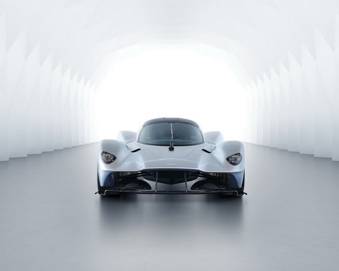 外觀空力設計再進化　Aston Martin推出新Valkyrie Hypercar