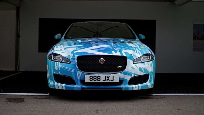 Jaguar在Goodwood讓眾人先行目睹575 PS馬力的XJR，預計在今年夏季發表
