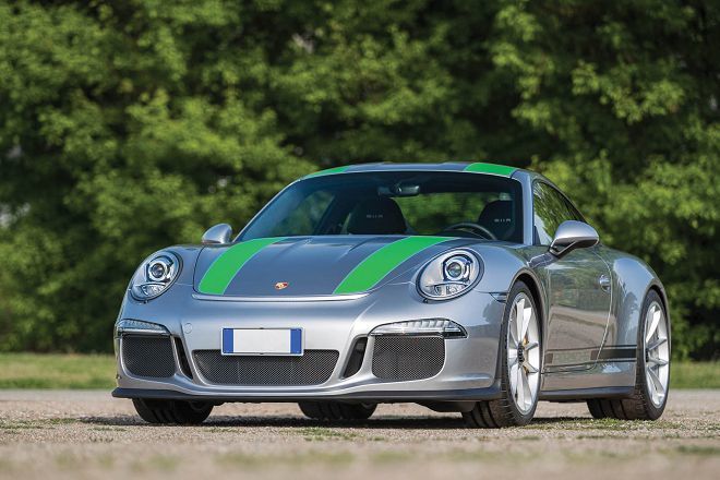 若你真的很想一親Porsche 911 R的芳澤，那你可以跟一票人去下個月的拍賣會搶這輛