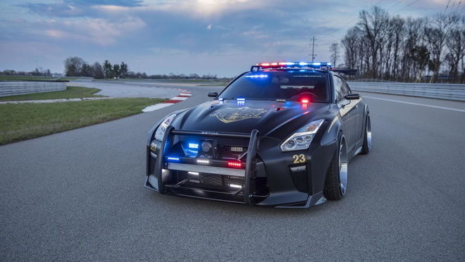 惡棍警察專屬　邪惡式樣GT-R警車　下週紐約霸氣登場！