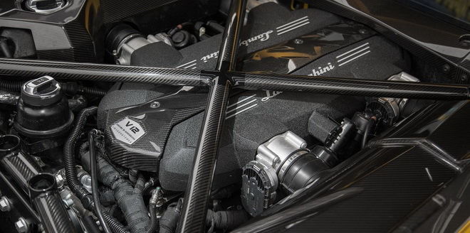 大排量自然進氣引擎不死　Lamborghini Aventador繼承者將保留V12自然進氣引擎