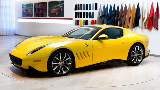 Ferrari發表該廠最新車款SP 275 RW Competizione