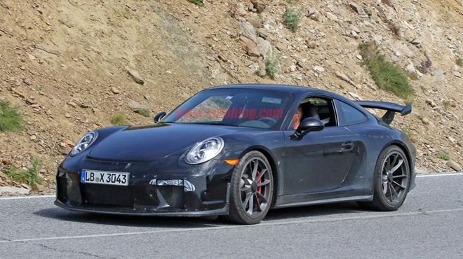 Porsche 911 GT3 RS將不再只有PDK了　手動排檔將上身