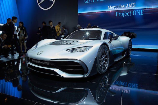 搭載一級方程式賽道科技引擎的上古神獸「Mercedes-AMG Project One」即將於2019上路囉！