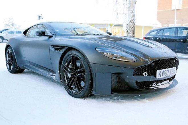 007的御用款Aston Martin Vanquish
