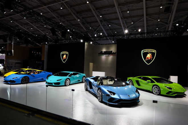 純粹蠻牛義式風範 Lamborghini全新世代超跑齊現2018世界新車大展
