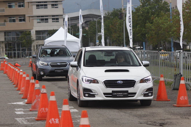 Subaru全面導入高科技安全配備「EYE SIGHT」系統！讓駕駛者能夠更輕鬆，同時給予家人最安全的行車體驗！
