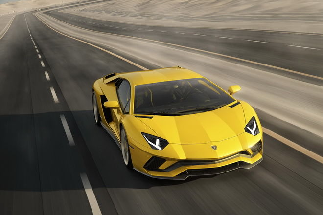 Lamborghini發展總監暗示Aventador後繼者有可能是個Hybrid超跑！！！