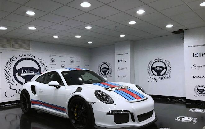 911 GT3 RS已完美詮釋外型與性能，若再加上「Martini Racing stripes」塗裝後呢？帥度已爆..