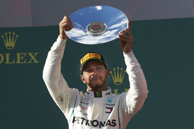 Lewis Hamilton意外以桿位領跑亞軍作收