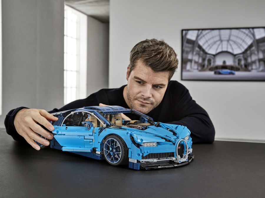 老爸的新玩具！樂高推出高精細度Bugatti Chiron模型！