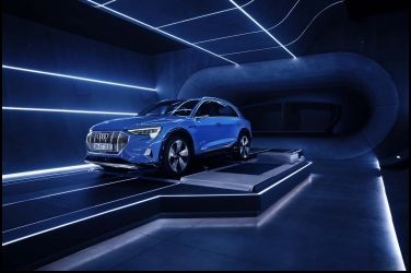Audi與電商龍頭亞馬遜攜手合作 e-tron配備Alexa 智慧語音助理