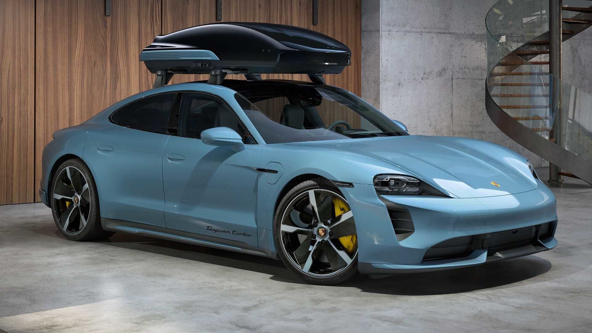 Porsche Taycan 的原廠專用車頂行李箱來了