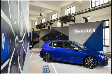 性能鋼砲典範 Volkswagen Golf R